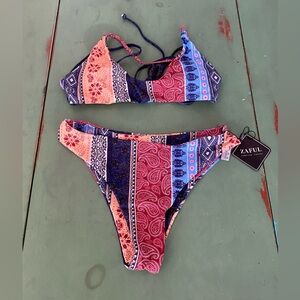 NWOT Zaful 2 Piece Bikini Set. Paisley High Cut Size Medium